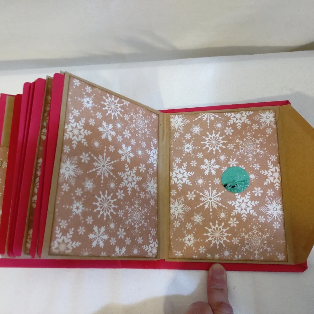 Handcrafted christmas theme